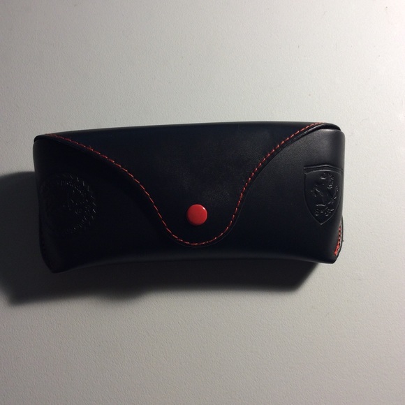 Ray Ban x Ferrari Collection - Picture 9 of 9